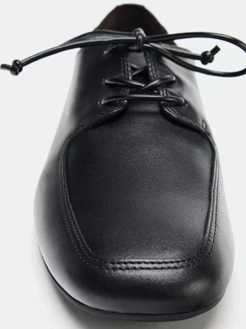 Zara LOW HEEL LEATHER LACE-UP SHOES